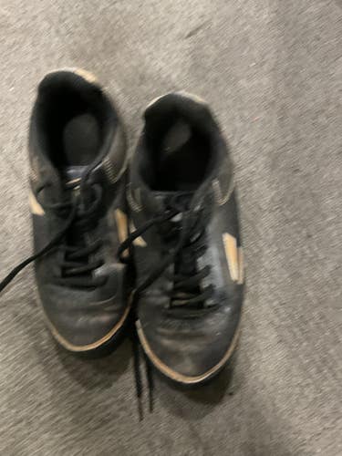 Used Easton Bb Sb Cleats Bb Sb Cleats Black Senior 5 11614-s000231177