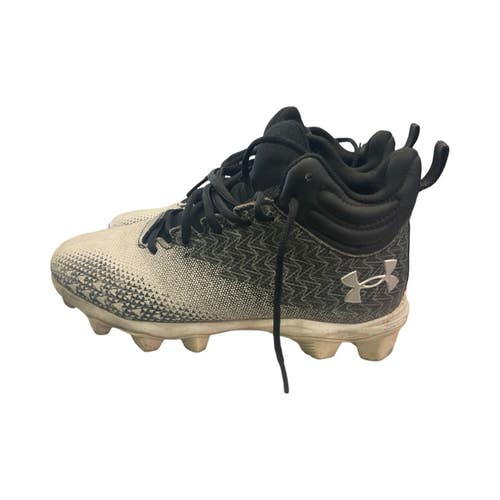 Used Under Armour Jr FB Cleats Black Junior 04.5 11859-S000031911
