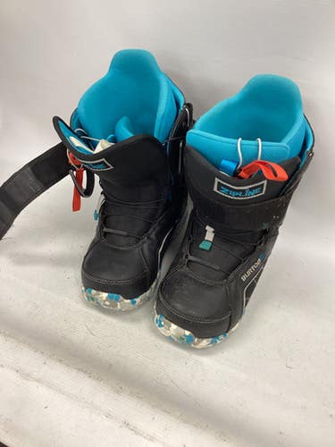 Used Burton Zipline Womens Snowboard Boots Black Senior 6 11851-s000043470