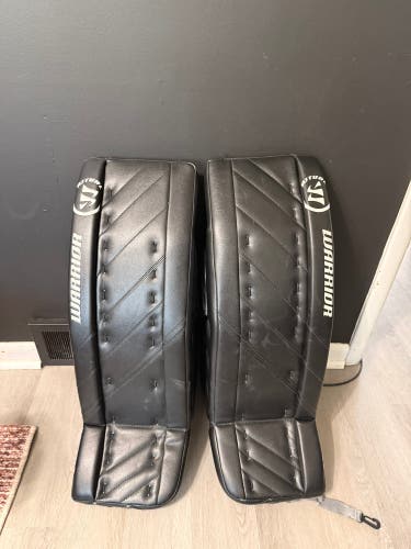 32" Warrior Ritual G4 Goalie Leg Pads (Used)