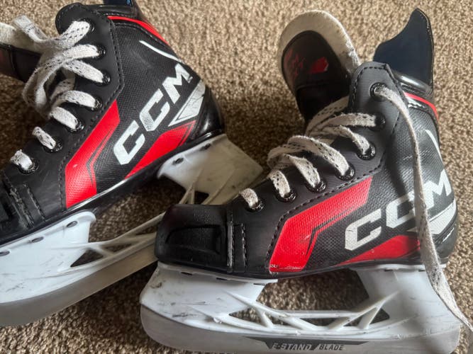 Black CCM Hockey Skates Regular Width 12 (Used)