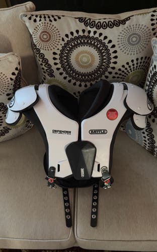 Battle Adult Small Football Pads + Battle Back Plate (Barely Used)
