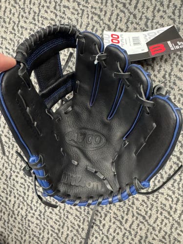Wilson A700 RH Baseball Glove 11.25" (New)