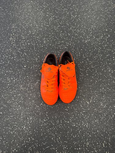 Used Dream Pairs Soccer Cleats Orange Junior 02 11849-s000037521