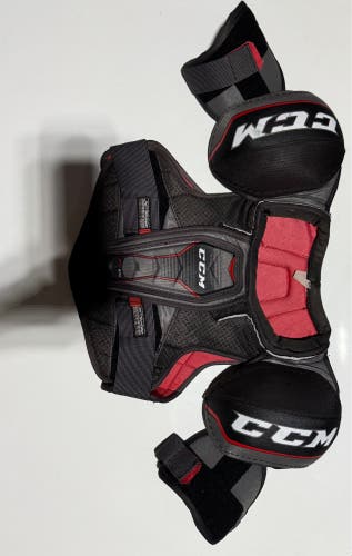 Small Junior CCM JetSpeed FT370 Shoulder Pads (Used)