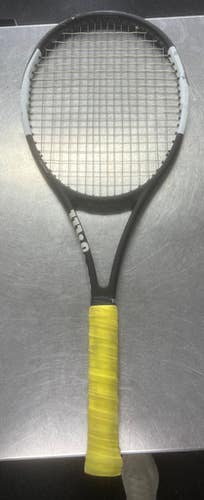Used Wilson Pro Staff 97 Adult Tennis Racquet Black Unknown 11497-s000156042