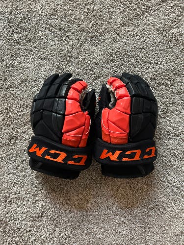 CCM Gloves 14" Pro Stock (Used)