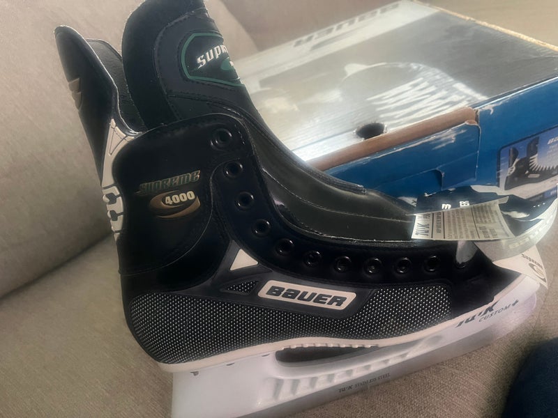 2009 Bauer Supreme 4000 Hockey Skates Regular Width 8 (New)