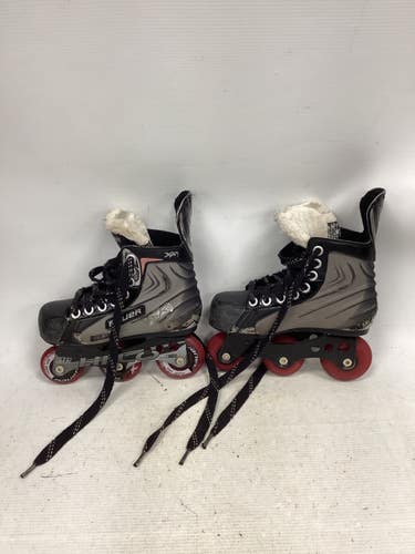Used Bauer BAUER XR1 Roller Hockey Skates Grey Youth 12.0 11851-S000048541