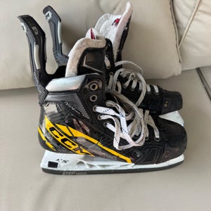 Yellow 2022 CCM AS-V Pro Hockey Skates Regular Width Pro Stock 7 (Used)