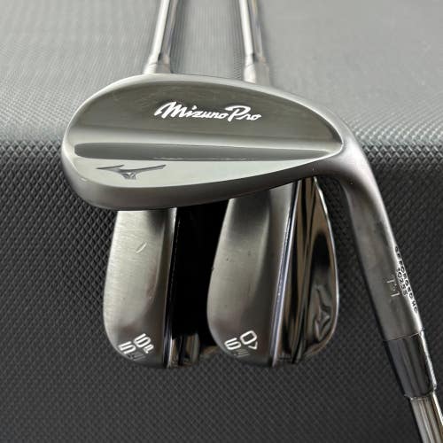 MIZUNO PRO T-1 BLACK WEDGE SET (52, 56, & 60)