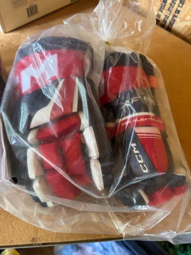 CCM Tacks XF Pro Gloves 14" (New)