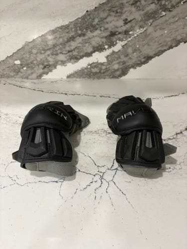 Small / Medium Youth Maverik Max Arm Pads (Used)