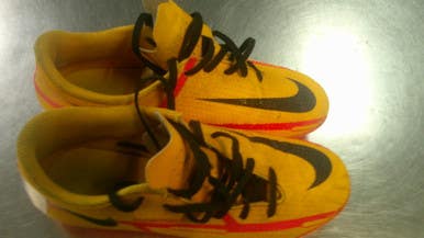 Used Nike Soccer Cleats Yellow Junior 04.5 11868-s000068361