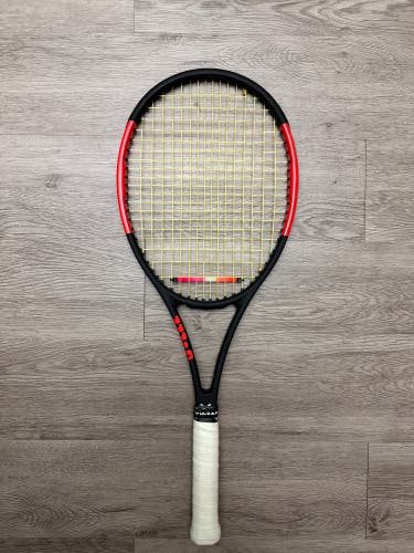 Wilson Pro Staff 97 V11 "Scarlet" | Gripsize 4 3/8 | Pristine Condition