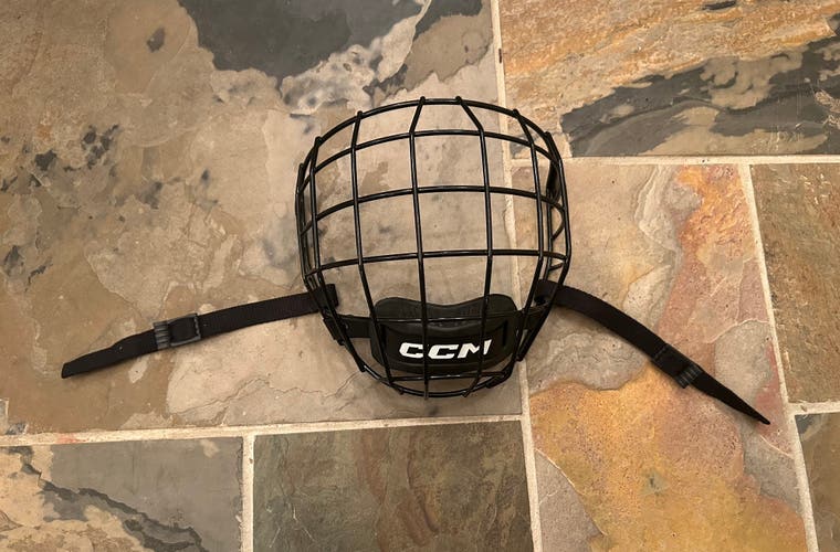 Medium CCM FM580 Full Cage (New)