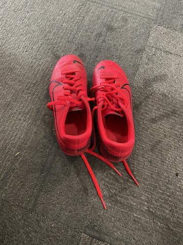 Used Nike Soccer Cleats Pink Junior 01 11614-s000234973