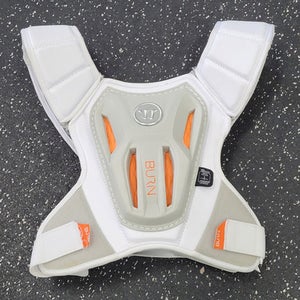 Used Warrior Burn Lacrosse Shoulder Pads White Md 11849-s000039089