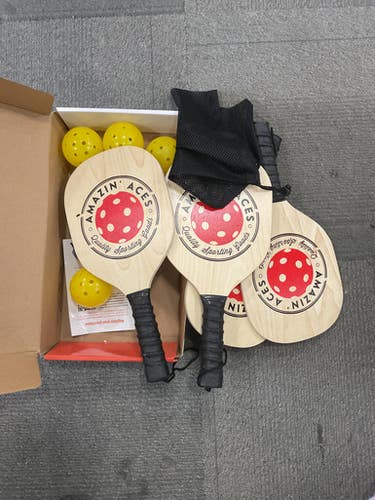 Used Amazin Aces Wood Paddle Set Pickleball Racquet White 11614-s000235428