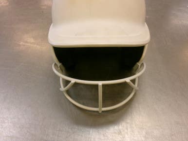 Used Easton Helmet Batting Helmet W Mask White Sm 11339-s000202207