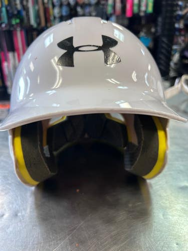Used Under Armour Helmet 6 1 2- 7 1 2 Batting Helmet No Mask White Sm 11868-s000069492