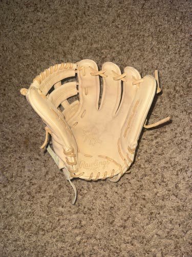 2025 Rawlings Heart of the Hide RH Infield Baseball Glove 12.25" (Used)