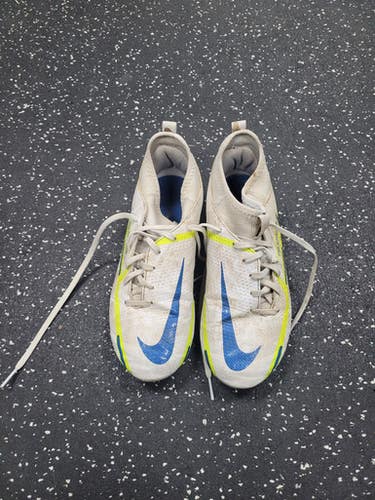 Used Nike Soccer Cleats White Junior 02.5 11849-s000039915