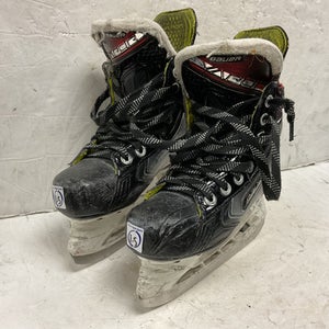 Used Bauer Vapor X2.9 Junior Hockey Skate White Black Red Junior 01.5 11855-s000203870