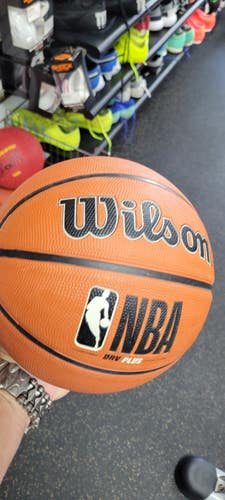 Used Wilson Basketball Youth Outdoor 27 1/2" 11497-S000159223