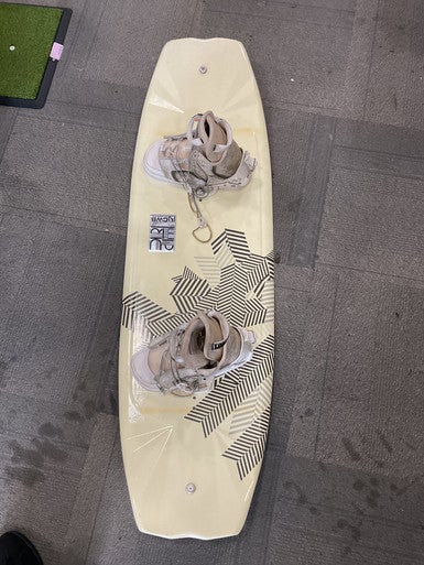 Used Cwb Absolute Wakeboard Tan 141 Cm 11614-s000237185