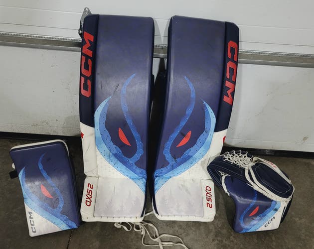 Kraken CCM Axis 2 all out pro Pads 35+1 Glove and blocker