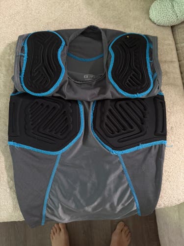 Gray Small Adult Unisex Champro Shirt (Used)