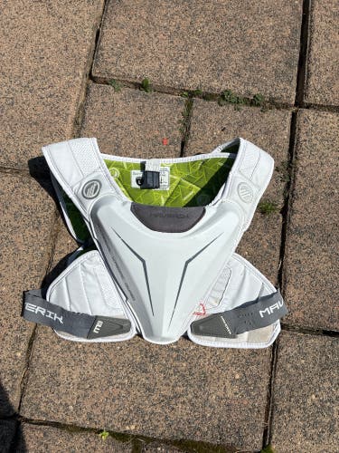 Large Adult Maverik M5 Speed Pad Shoulder Pads (Used)