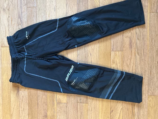 Medium Bauer Inline Pants (Used)