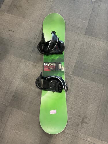 Used Burton Green Snowboard Boys Board Binding Green 130 Cm 11614-s000237728