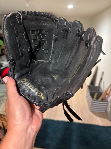 Mizuno Ballpark Professional Model MMX 123P Baseball Glove 12 Inch Black Leather