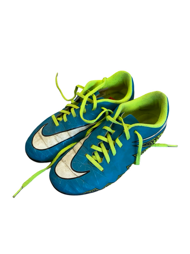 Used Nike Soccer Cleats Teal Junior 04 11682-s000133645