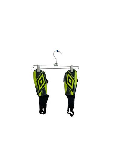 Used Umbro Junior Sm Soccer Shin Guards Black Yellow 11692-s000151934