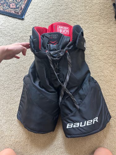 Men's Senior Small Bauer Vapor X900 Lite Hockey Pants (Used)