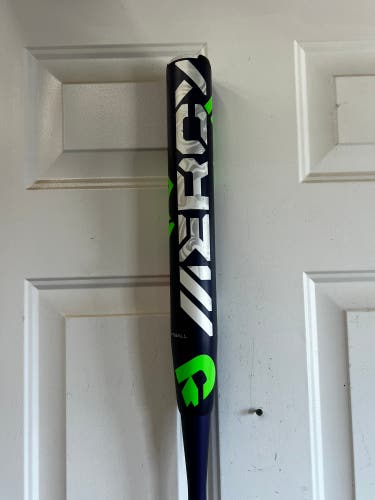 DeMarini Mercy Composite Bat (-9) 25 oz 34" (Used)