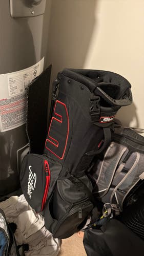 Men's Titleist Players 4 Bag (New)