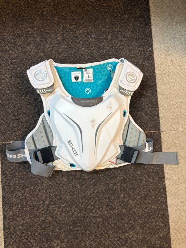 Large Youth Maverik Shift Shoulder Pads (Used)