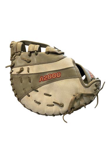 Used Wilson A2000 Bb Sb First Base Rh Throw Grey And White 12 1 2" 11873-s000231334