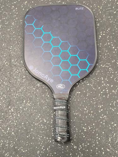 Used JONCYAYE BLITZ Pickleball Racquet Black 11849-S000041557