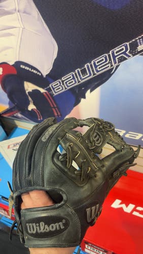 2018 Wilson A2000 RH Infield Baseball Glove 11.5" (Used)