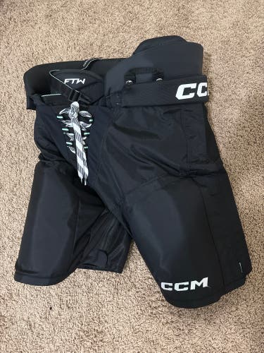Women's Senior Large CCM JetSpeed FTW Hockey Pants (Used)
