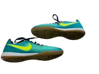 Used Nike Soccer Indoor Shoes Teal Junior 05 11873-s000237796