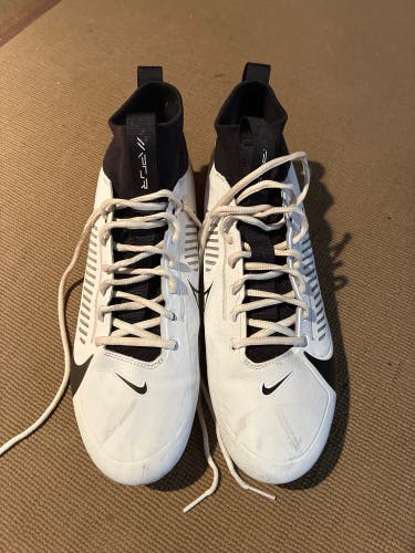 White Men's Size M 11.0 (W 12.0) Adult Nike Vapor Edge 360 Cleats (Used)