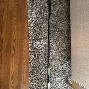 Senior Bauer Proto-R Right Handed Hockey Stick P92 77 Flex (Used)