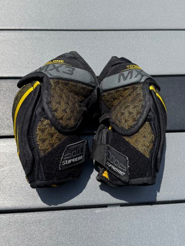 Senior Small Bauer Supreme TotalOne MX3 Elbow Pads (Used)